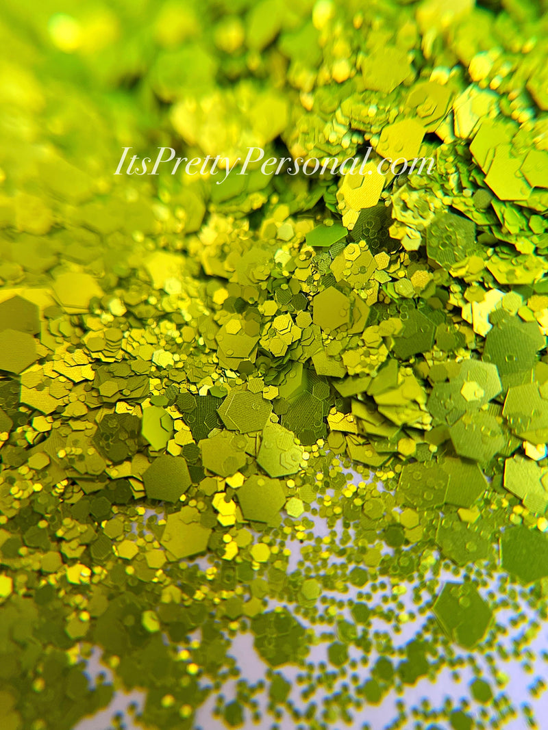 "Bright Pistachio XL”-POSH Green XL