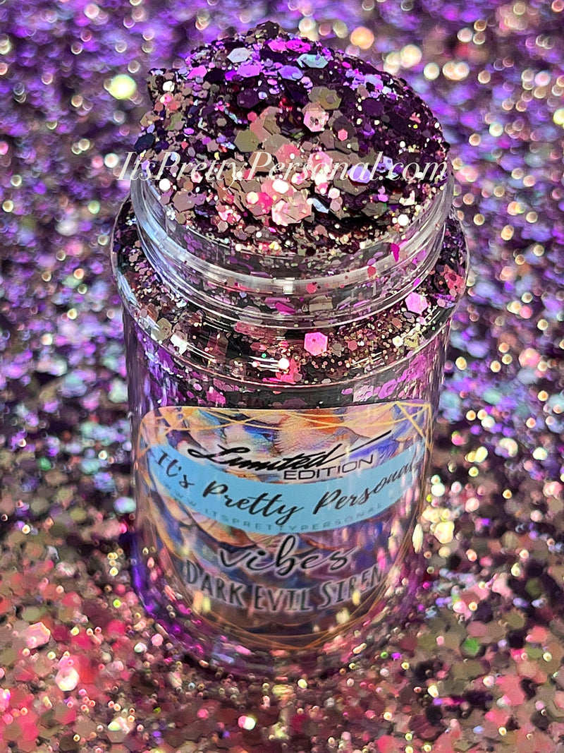 🚨GLITTER ONLY BUNDLE- Mermaid Color Shift- Limited Edition- 4 shakers total- Launching 4/18/2025