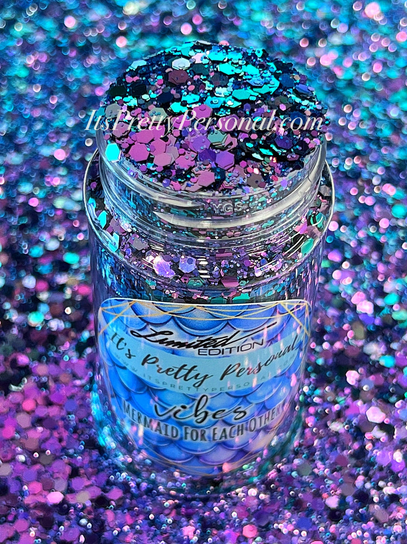 🚨GLITTER ONLY BUNDLE- Mermaid Color Shift- Limited Edition- 4 shakers total- Launching 4/18/2025