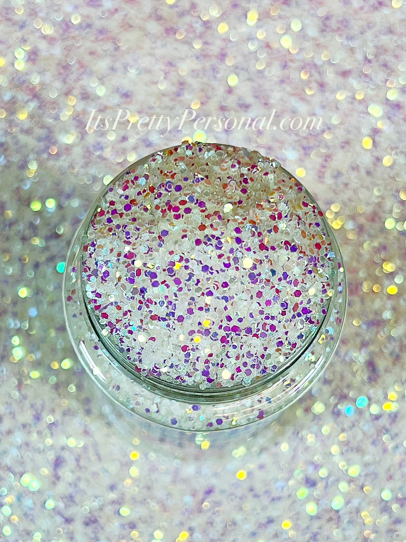 “Opalrella Chunky” (Medium Cut)- Luminous Reflective Glitter Collection